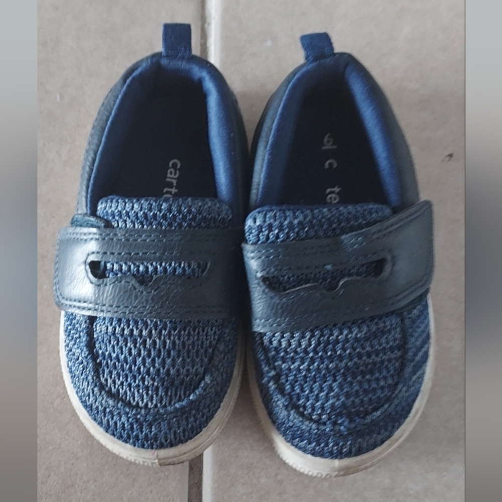 Carter's baby shoes